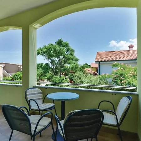 Lejlighed Two-bedroom In Povljana